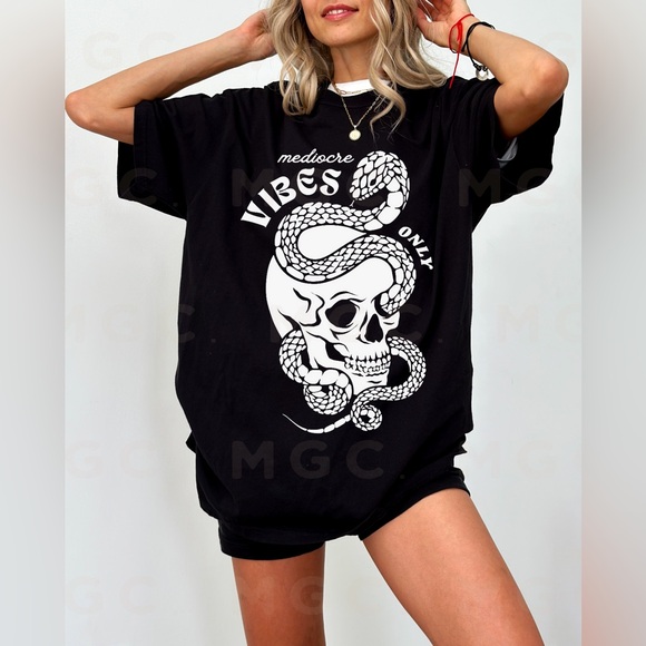 Comfort Colors Mediocre Vibes Skull and Snake Graphic Tee Shirt - Picture 2 of 10